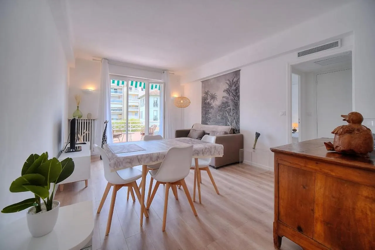 Immogroom - Spacious 3-Room Apartment - Garage - Terrace - Air Conditioning Cannes