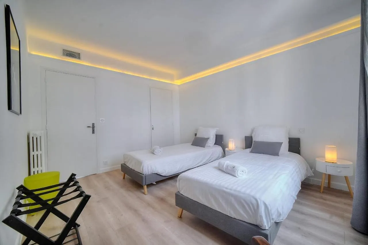 Immogroom - Spacious 3-Room Apartment - Garage - Terrace - Air Conditioning Cannes