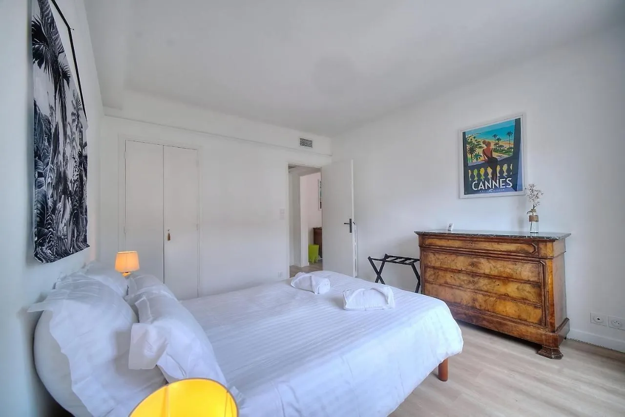 Immogroom - Spacious 3-Room Apartment - Garage - Terrace - Air Conditioning Cannes 0*,  France